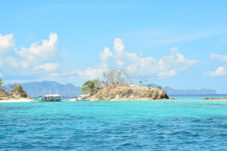 Top 3 Reasons To Move To Philippines As An Expat