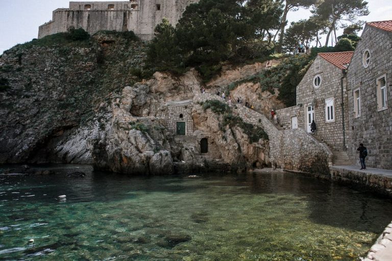 The place to Remain in Dubrovnik: The Best Neighborhoods for Your Stop by